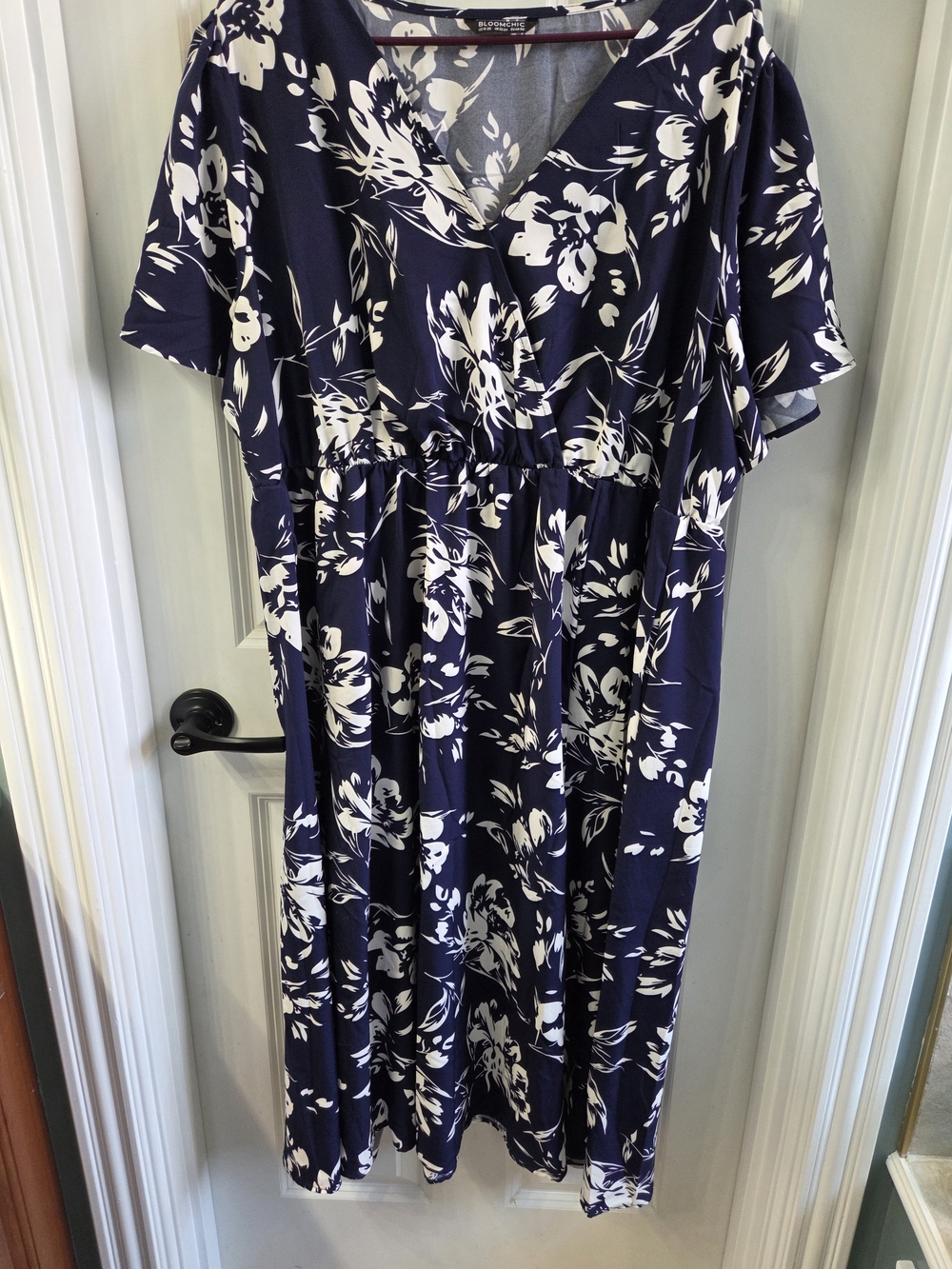 BloomChic Floral Midi Dress | Size 18/20